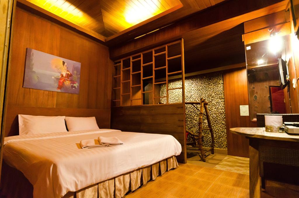 Eight Plus Hotel Бангкок Номер фото