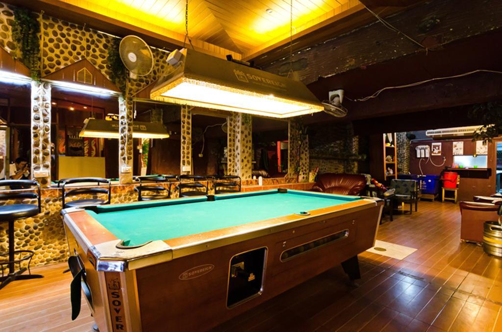 Eight Plus Hotel Бангкок Экстерьер фото